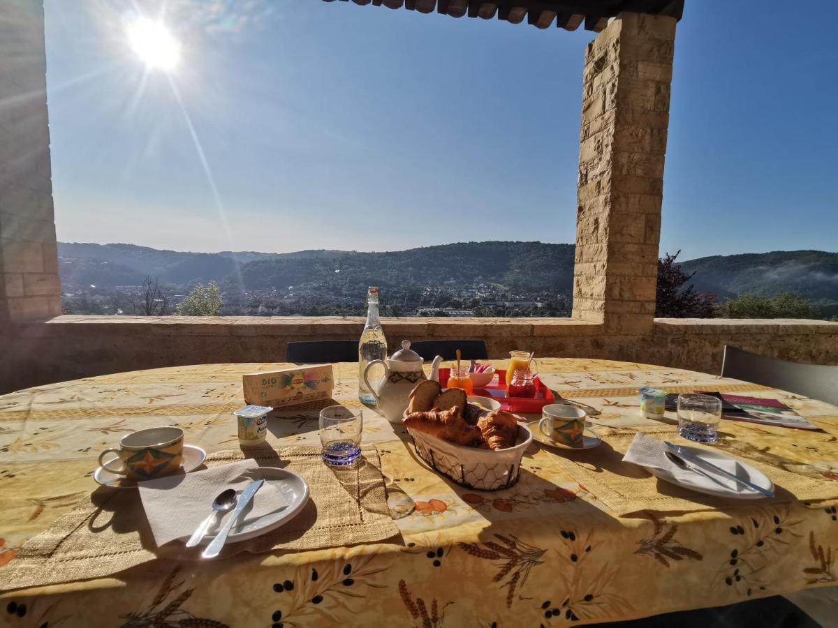 Bed and Breakfast Le Senechal Вільфранш-де-Руерг Екстер'єр фото