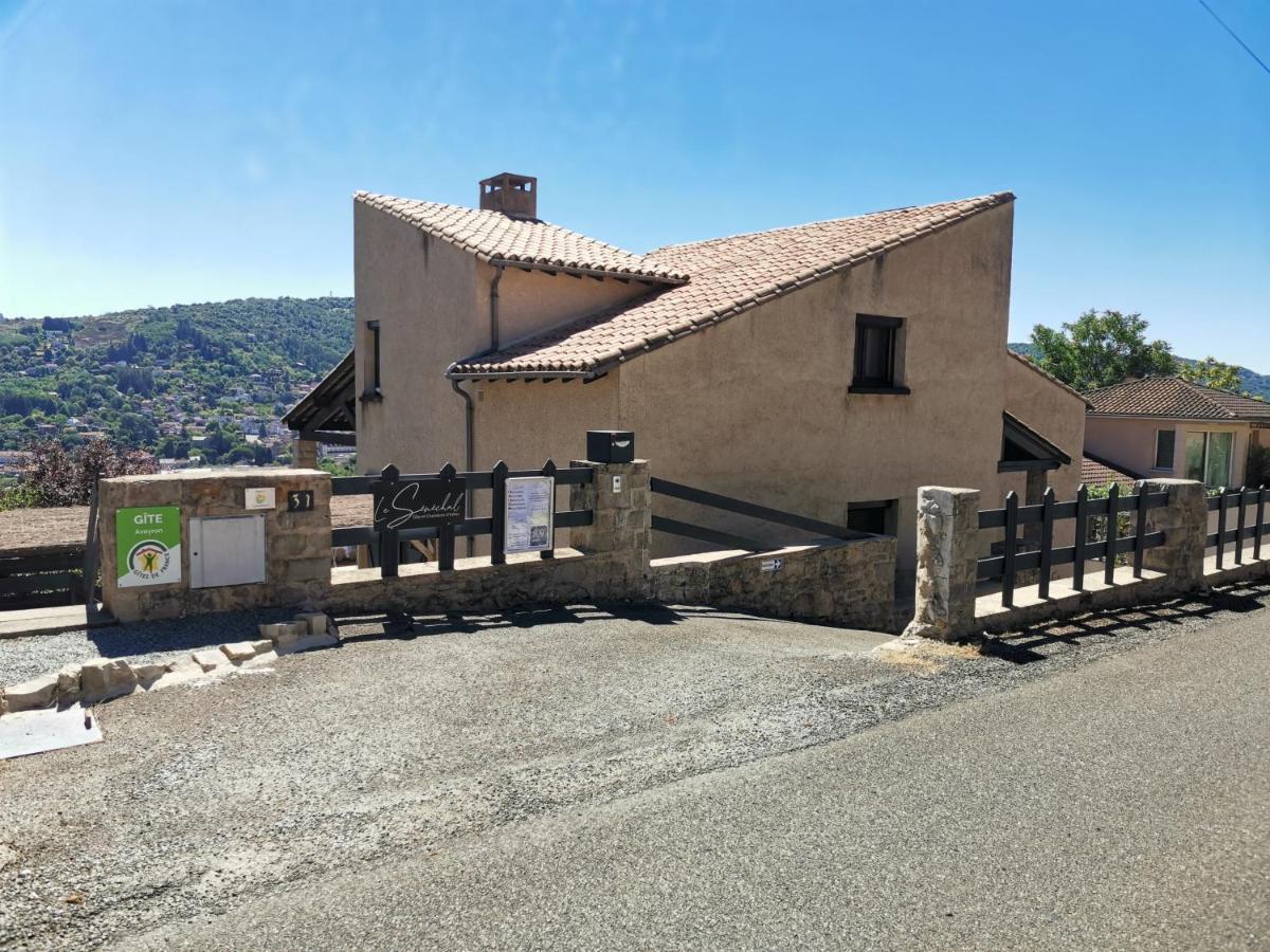 Bed and Breakfast Le Senechal Вільфранш-де-Руерг Екстер'єр фото